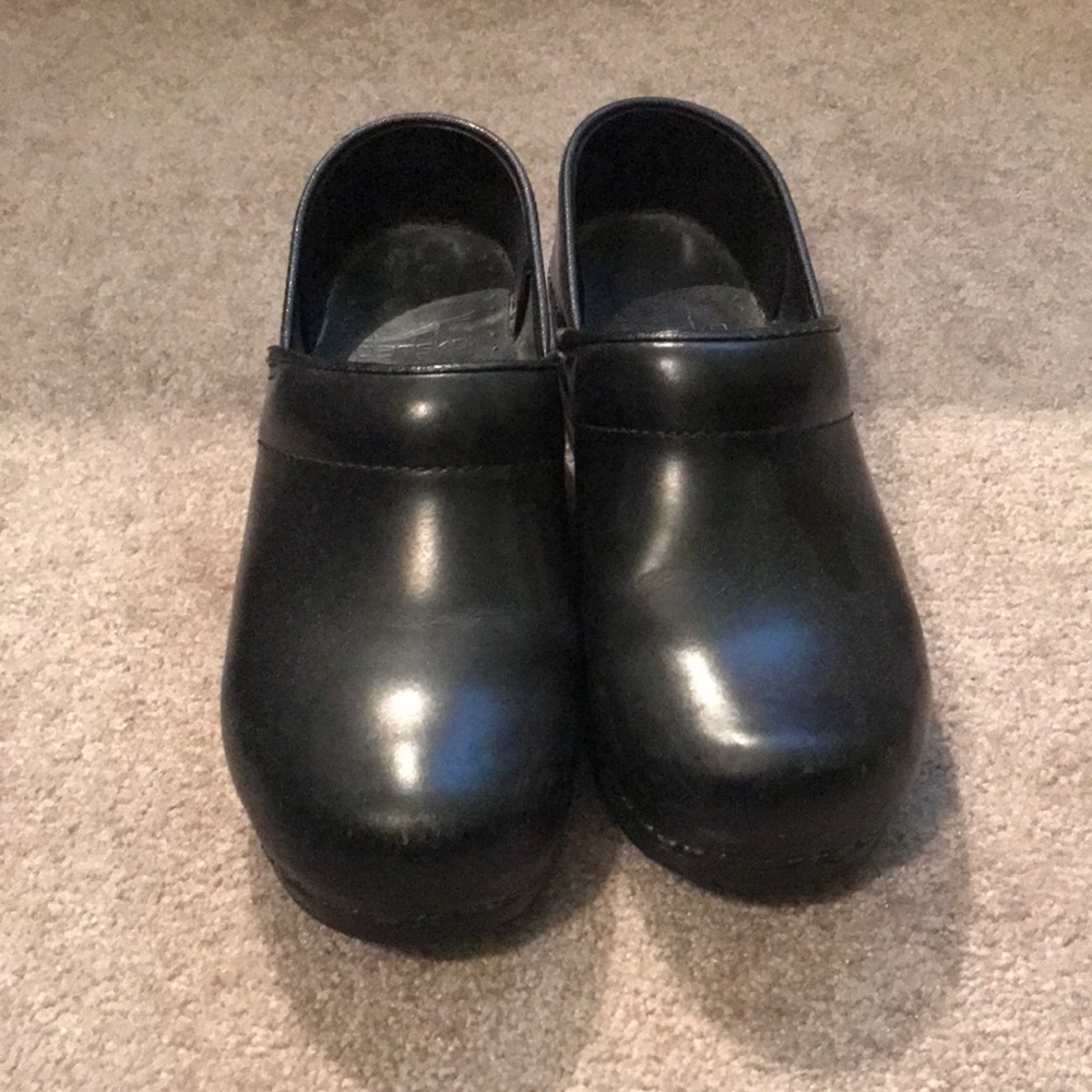 Dansko size 35
